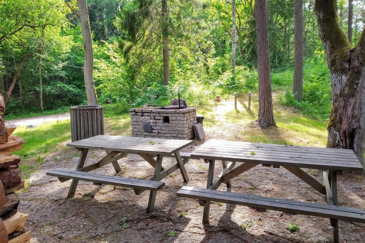 Valkla Puhkekeskuse Saunamaja Kuusalu Buitenkant foto